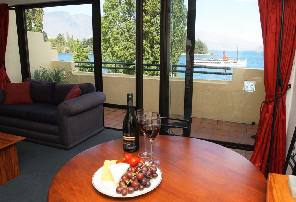 Lakefront Apartments,18 Lake Esplanade Road Queenstown Eksteriør bilde